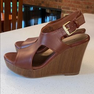 American Eagle wedges